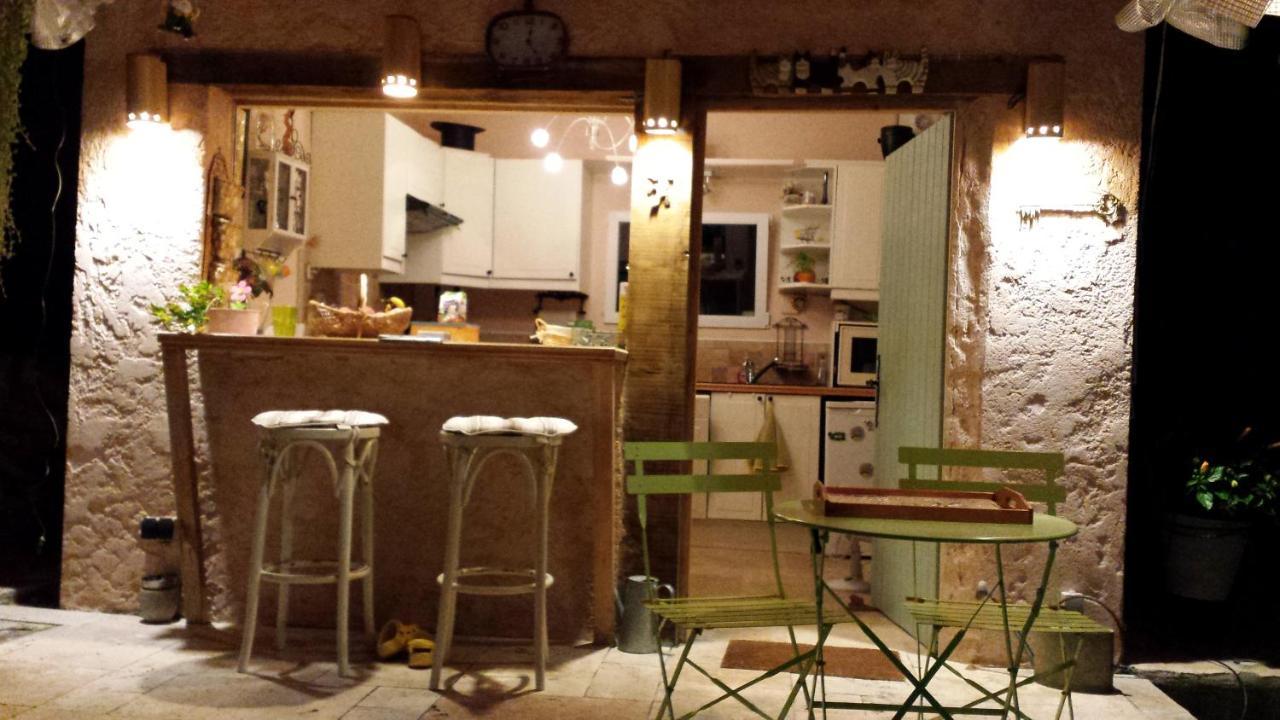 Le Jardin Des Selves Draguignan Exterior foto