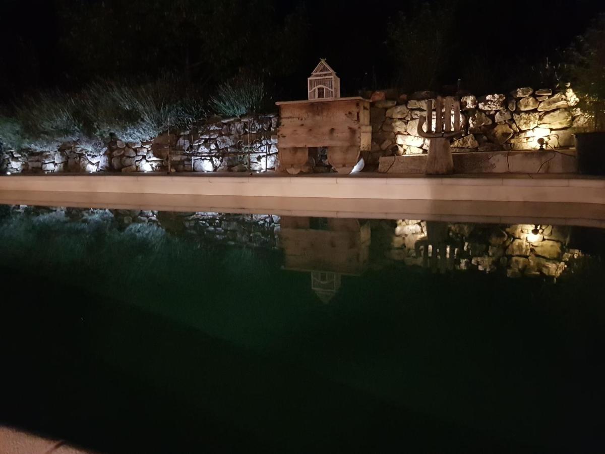 Le Jardin Des Selves Draguignan Exterior foto